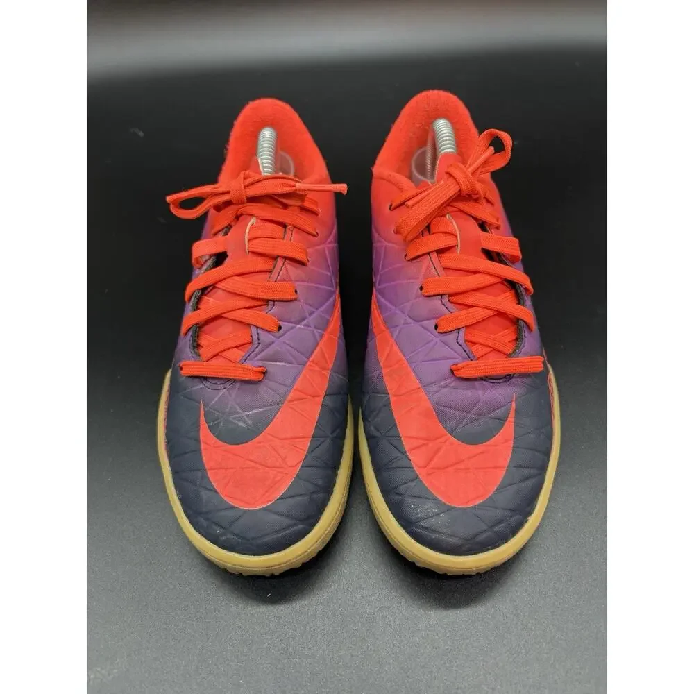 Nike Hypervenom Phelom IC Soccer Shoes Youth Size 2.5Y 749920-845